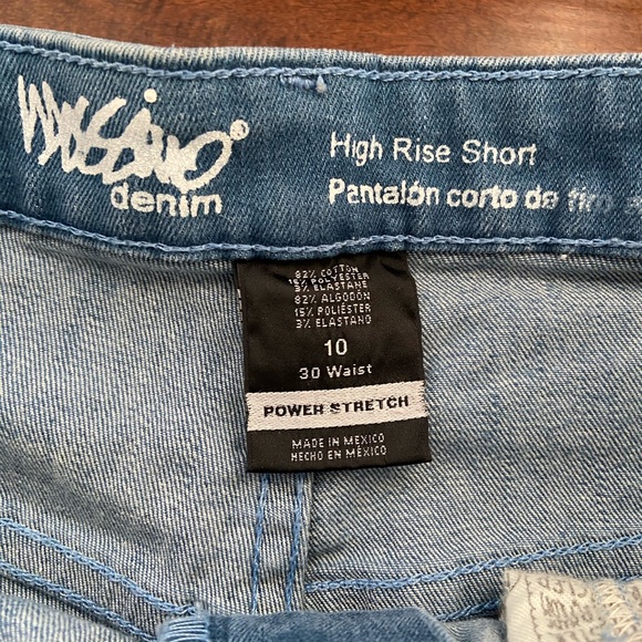 Mossimo cutoff shorts. Size 10. Button up - Picture 3 of 4